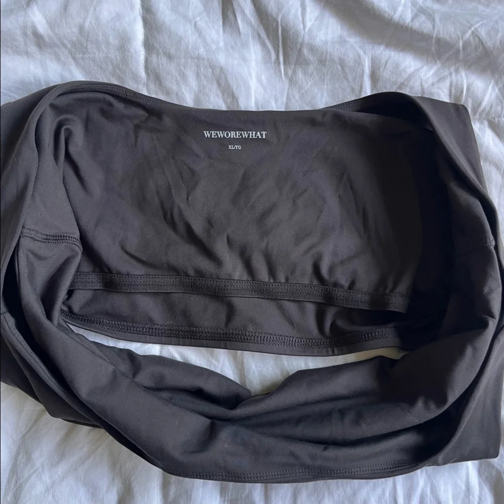 WeWoreWhat Straight Neck Crop Top - Picture 4 of 5